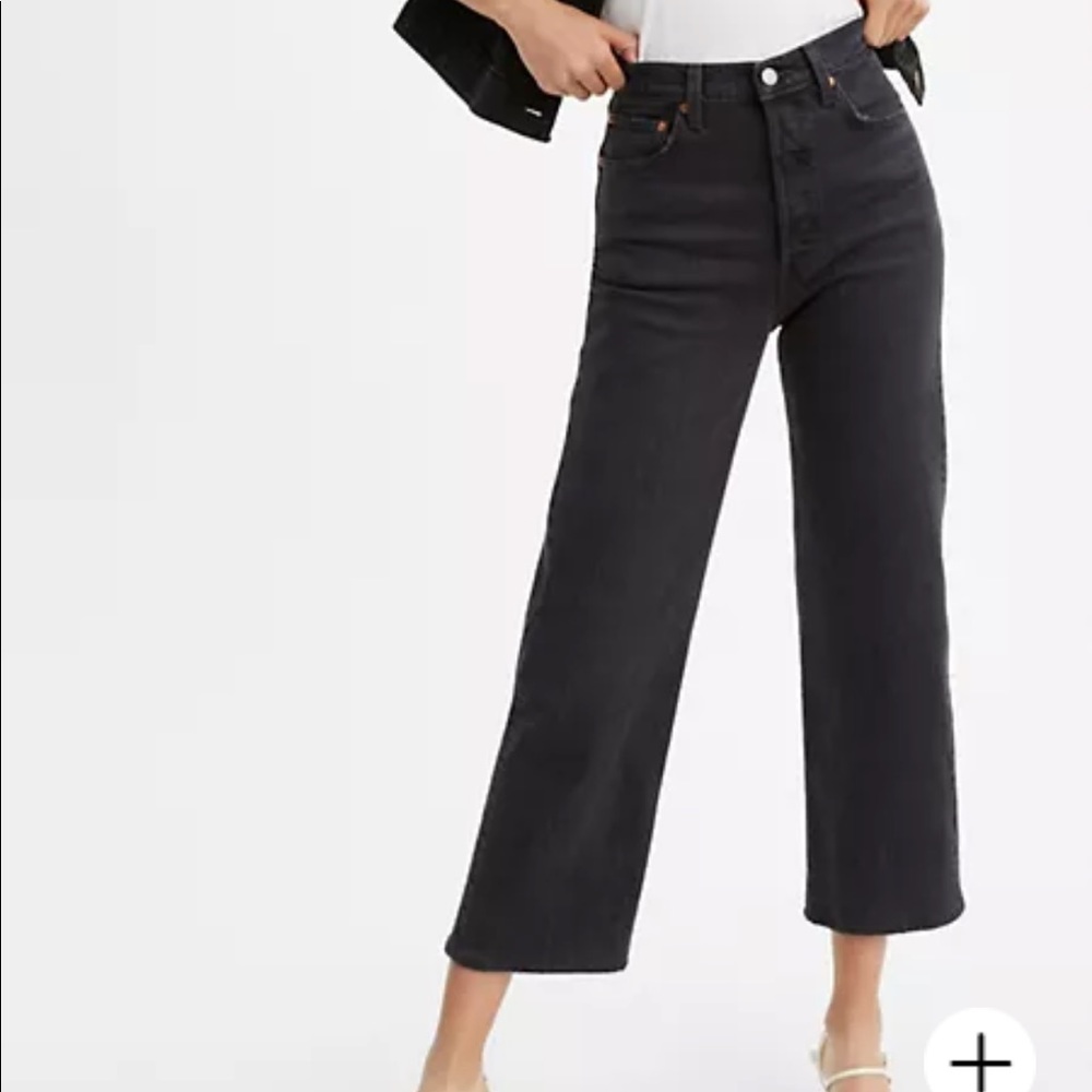 Black Ribcage Levi’s  Jeans